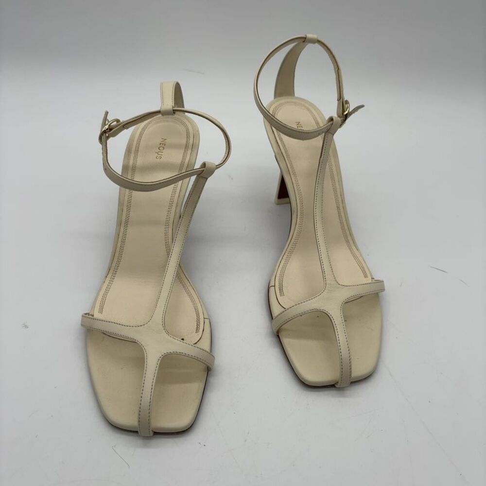 Neous Chic Cream T-Strap Sandals